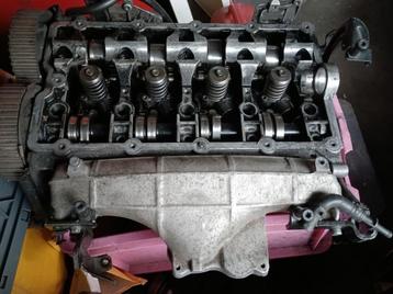 VW/AUDI 2.0 Diesel Cilinderkop Compleet met Pompverstuivers beschikbaar voor biedingen