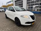 Lancia Ypsilon 0.9 TwinAir Elefantino Plus Automaat, 12 maanden, Stof, Gebruikt, Elektrische ramen