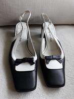 Mooi zwart/wit slingback schoentje met strikje     maat 37, Kleding | Dames, Schoenen, Verzenden, Zwart, Sandalen of Muiltjes