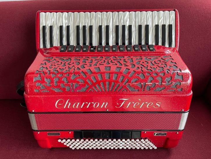 Z.g.a.n. Charron Frères cassotto accordeon . 5 korig ., Muziek en Instrumenten, Accordeons, Zo goed als nieuw, Toetsaccordeon