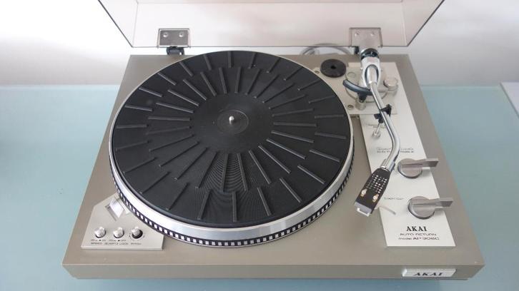 Akai AP-306C direct drive platenspeler, Audio, Tv en Foto, Platenspelers, Zo goed als nieuw, Platenspeler, Akai, Pitch-regelaar