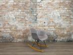 Vitra RAR bij TheReSales, Huis en Inrichting, Stoelen, Drie, Ophalen of Verzenden, Zo goed als nieuw, Metaal