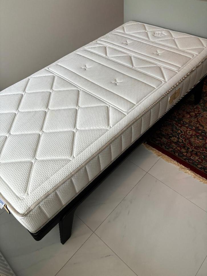 Auping bed plus matras, Huis en Inrichting, Slaapkamer | Bedden, Gebruikt, Eenpersoons, 100 cm, 200 cm, Metaal, Zwart, Ophalen