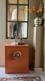 Vintage kluis-kast, zelfgemaakt, Huis en Inrichting, Gebruikt, Minder dan 100 cm, 25 tot 50 cm, 50 tot 100 cm