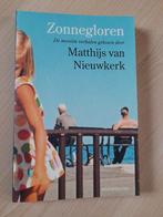 ZONNEGLOREN door Matthijs van Nieuwskerk, Ophalen of Verzenden, Zo goed als nieuw