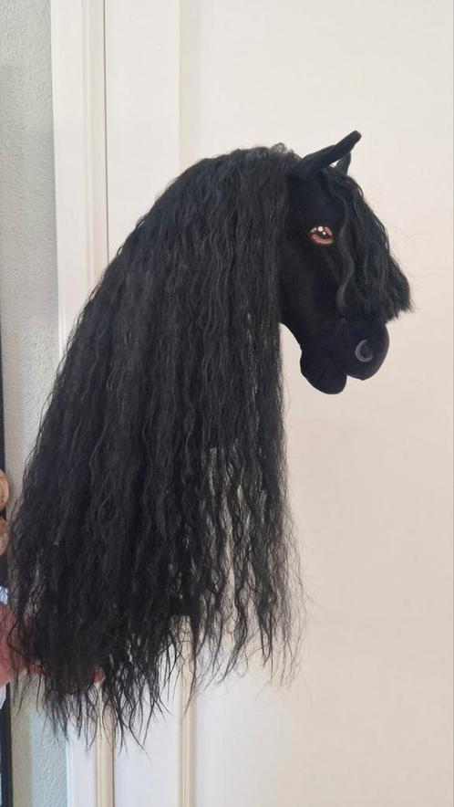 Hobbyhorse zwarte Fries met haar, Hobby en Vrije tijd, Overige Hobby en Vrije tijd, Zo goed als nieuw, Ophalen of Verzenden