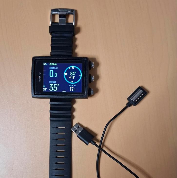 Suunto Eon Core duikcomputer met interface, Watersport en Boten, Duiken, Ophalen of Verzenden