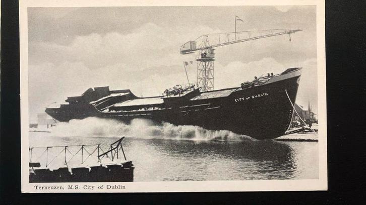 Terneuzen  Scheepsbouw  "City of Dublin" 1954, Verzamelen, Ansichtkaarten | Nederland, Ophalen of Verzenden