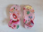 Roze slippers met fruit van HEMA, maat 24/25, Kinderen en Baby's, Kinderkleding | Schoenen en Sokken, Overige typen, Meisje, Gebruikt