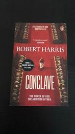 Conclave Now a major motion picture starring Ralph Fiennes, Ophalen of Verzenden, Nieuw