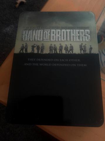 Band of brothers in blik beschikbaar voor biedingen