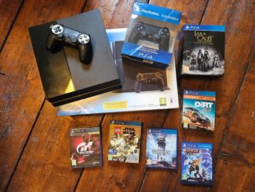 PS4 - Console ( Original 500Gb ) + 2 Controllers + 6 Games