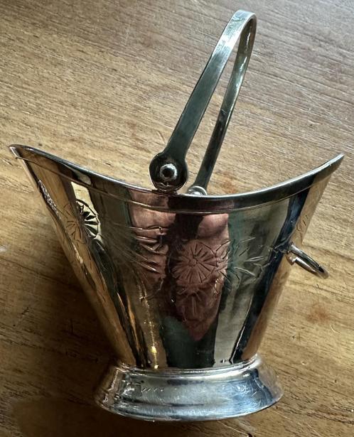 Fraai verzilverd suikermandje met hengsel gemaakt door Zilve, Antiek en Kunst, Antiek | Goud en Zilver, Ophalen