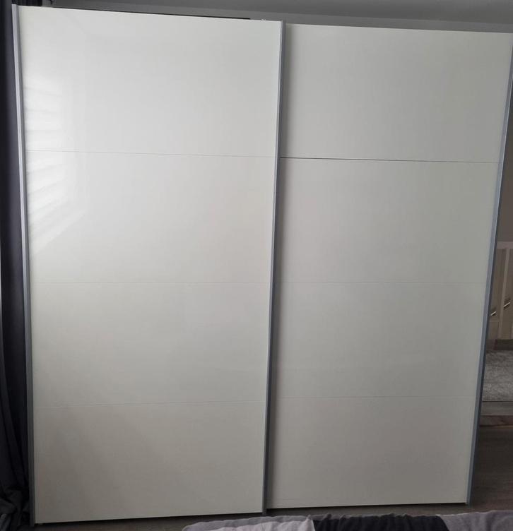Grote Kleidingkast hooglans wit 200x220, Huis en Inrichting, Kasten | Kledingkasten, Gebruikt, 200 cm of meer, 200 cm of meer