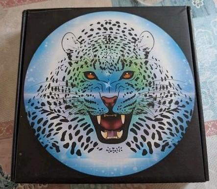 2 Ronde Legpuzzels: Constellation & White Tiger, Hobby en Vrije tijd, Denksport en Puzzels, Zo goed als nieuw, Legpuzzel, Ophalen