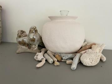 Vintage beeldje vogeltjes terracotta aardewerk geglazuurd. beschikbaar voor biedingen