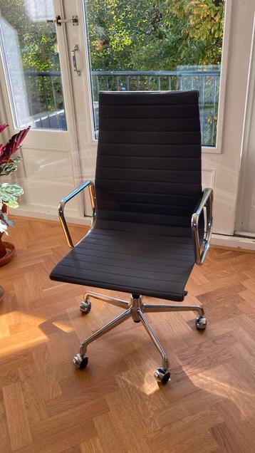 Vitra Eames EA119 Bureaustoel - Grijs Hopsak beschikbaar voor biedingen