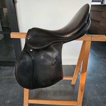 Stübben springzadel 18 inch. Boommaat 31cm beschikbaar voor biedingen
