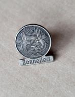 Zonnelied Harmonie pin, Verzamelen, Speldjes, Pins en Buttons, Gebruikt, Niet vindbaar, Niet vindbaar, Speldje of Pin