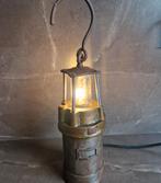 Oude mijnwerkerslamp, Ophalen