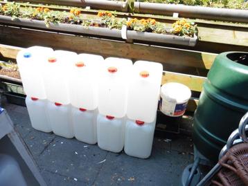 jerry cans 25 liter schoon beschikbaar voor biedingen