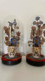 2 antieke stolpen met antieke kunstbloemen., Antiek en Kunst, Ophalen