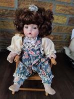 Vintage Porseleinen Muziekdoos Popje op Stoel, Antiek en Kunst, Ophalen of Verzenden