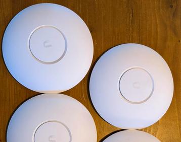 Ubiquiti UniFi AP AC Pro 2 stuks prijs per stuk beschikbaar voor biedingen