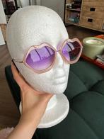 Purple lip sunglasses, Sieraden, Tassen en Uiterlijk, Ophalen of Verzenden, Nieuw, Paars, Overige merken