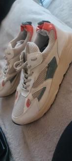 Sacha sneakers mt 41 zgan, Ophalen, Zo goed als nieuw, Zwart