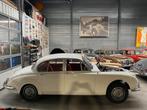 Jaguar MK2 MKII 1968 + Volvo P1800, Achterwielaandrijving, Overige modellen, Wit, Overige kleuren