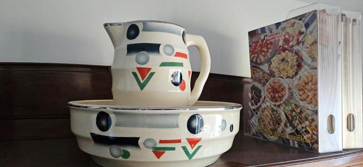 Jugendstil wasbak set genummerd uit circa 1920, Antiek en Kunst, Antiek | Keramiek en Aardewerk, Ophalen of Verzenden