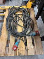 Krachtstroomkabel 32/63A - 25 meter en haspel 380/230 vlolt, Ophalen