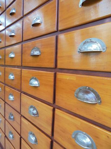 ladekast papierkast apothekerskast winkelkast  beschikbaar voor biedingen