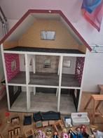 Stevig en compleet klassiek houten poppenhuis, Ophalen, Gebruikt, Poppenhuis