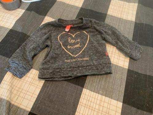 Zwarte shirtje van Newborn. Maat 50, Kinderen en Baby's, Babykleding | Maat 50, Zo goed als nieuw, Meisje, Shirtje of Longsleeve