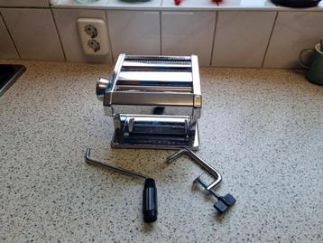 Pastamaker pastamachine  beschikbaar voor biedingen