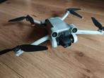 DJI Mini3Pro Fly more, w RC controller and motion combo, Audio, Tv en Foto, Drones, Verzenden, Zo goed als nieuw