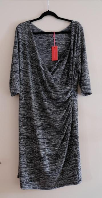 Nieuw: mooie gebreide Great Looks jurk zwart wit grijs mt 46 beschikbaar voor biedingen