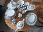 Porseleinen servies 48-delig, Antiek en Kunst, Antiek | Servies compleet, Ophalen