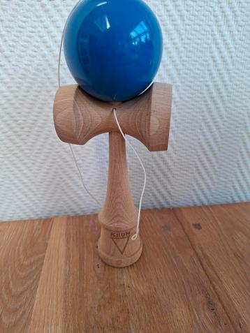 Krom Kendama Speelgoed beschikbaar voor biedingen