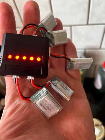 Drone/rc vliegtuig batterijen 180mAh 3.7 volt zie foto. beschikbaar voor biedingen