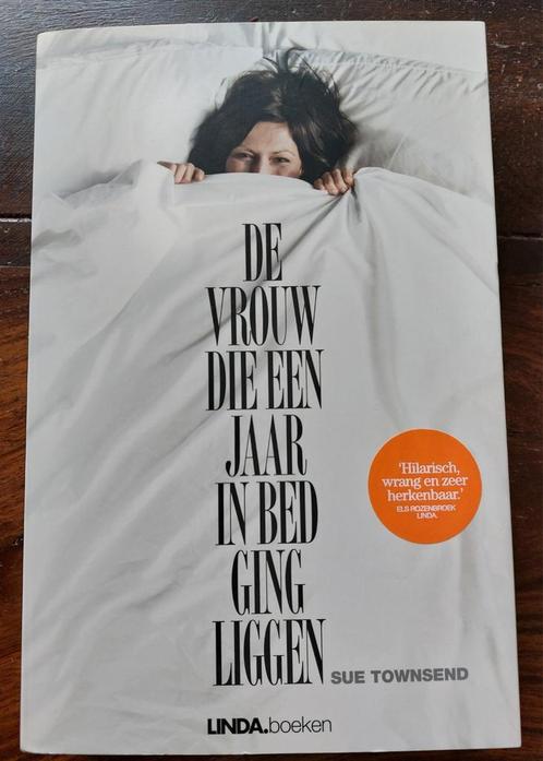 Sue Townsend - De vrouw die een jaar in bed ging liggen, Boeken, Literatuur, Zo goed als nieuw, Nederland, Ophalen of Verzenden