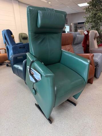 Prominent sta op stoel relax fauteuil staopstoel beschikbaar voor biedingen