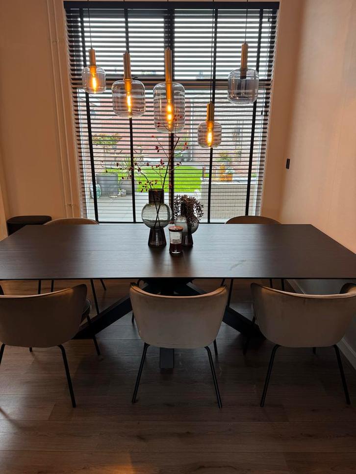 Mooie Eettafel - Stijlvol en Praktisch!, Huis en Inrichting, Tafels | Eettafels, Zo goed als nieuw, 200 cm of meer, 200 cm of meer