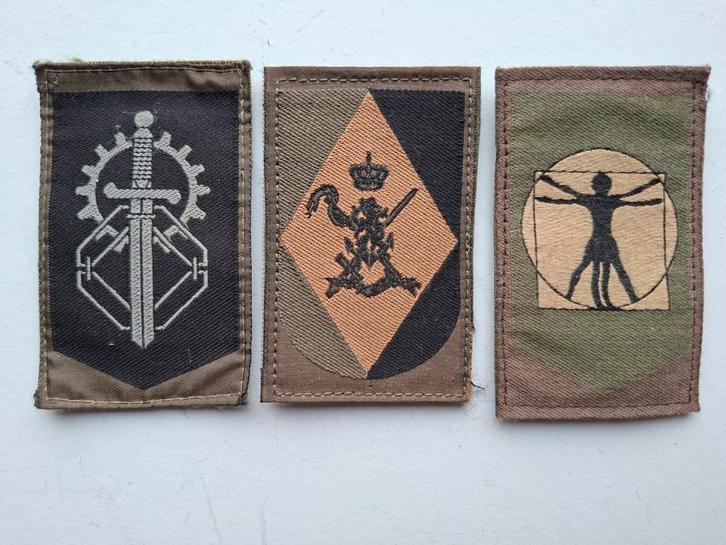 Gvt mouwemblemen, Verzamelen, Militaria | Algemeen, Landmacht, Embleem of Badge, Nederland, Ophalen of Verzenden