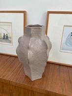H&M Home Keramieken Vaas - Zo Goed Als Nieuw, Ophalen, Overige kleuren, Aardewerk of Porselein, Zo goed als nieuw