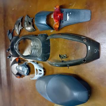 Honda ness 150cc onderdelen parts kappen zadel koplamp beschikbaar voor biedingen