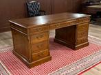 Klassiek Engels bureau (Eichholtz) #539, Ophalen of Verzenden, Zo goed als nieuw, Bureau