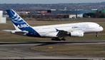 AirbusAirbus A380-841 1:200, Ophalen of Verzenden, Zo goed als nieuw, Schaalmodel